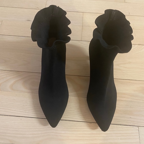 Loeffler Randall Kassidy Knit booties - Picture 2 of 7